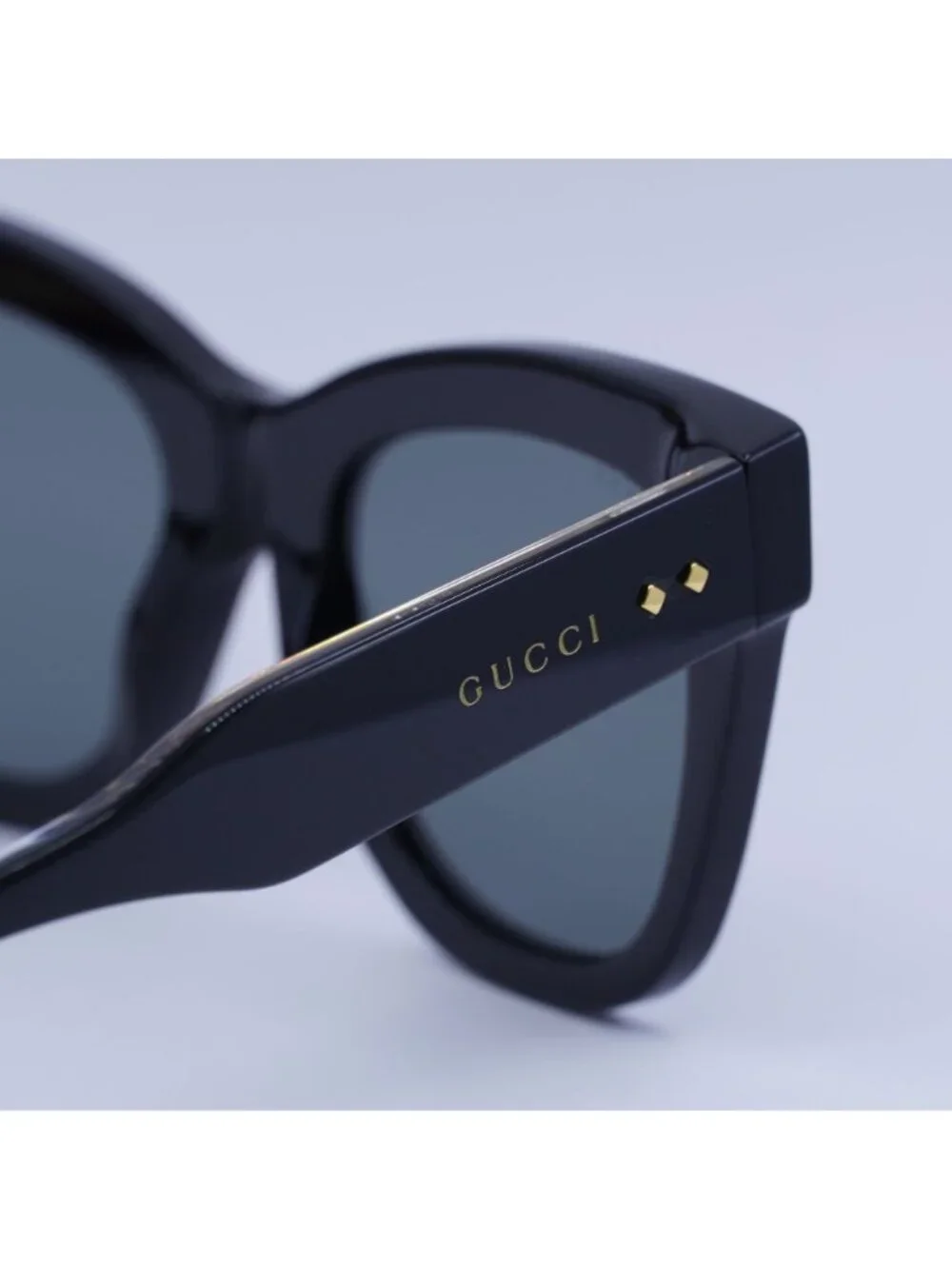 Gucci shown material