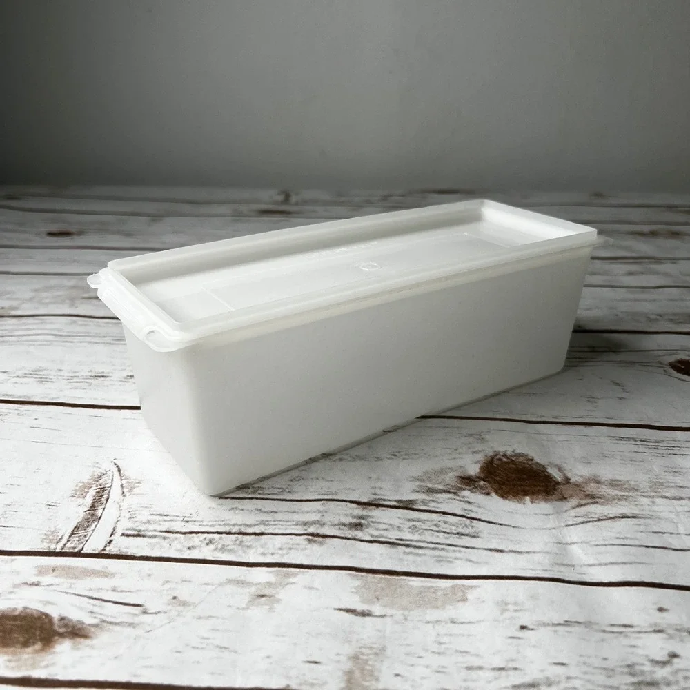 Tupperware Food Storage Container Frosted White Rectangular 11x4.5x3.75‎ Large