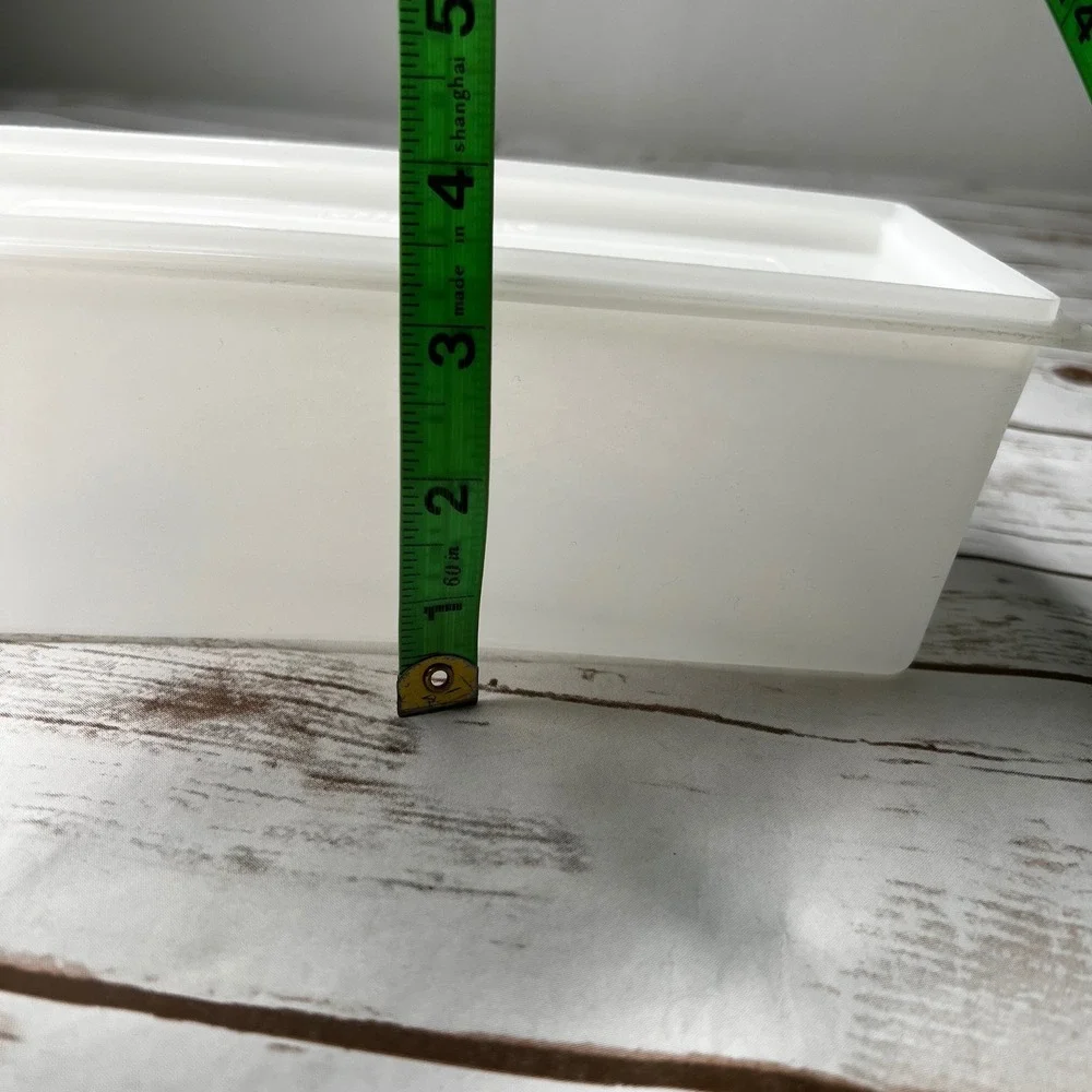 Tupperware Food Storage Container Frosted White Rectangular 11x4.5x3.75‎ Large