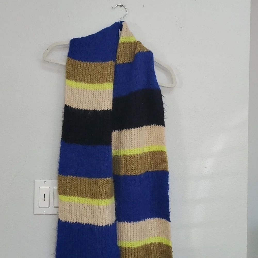 Kangol stripe fringe scarf