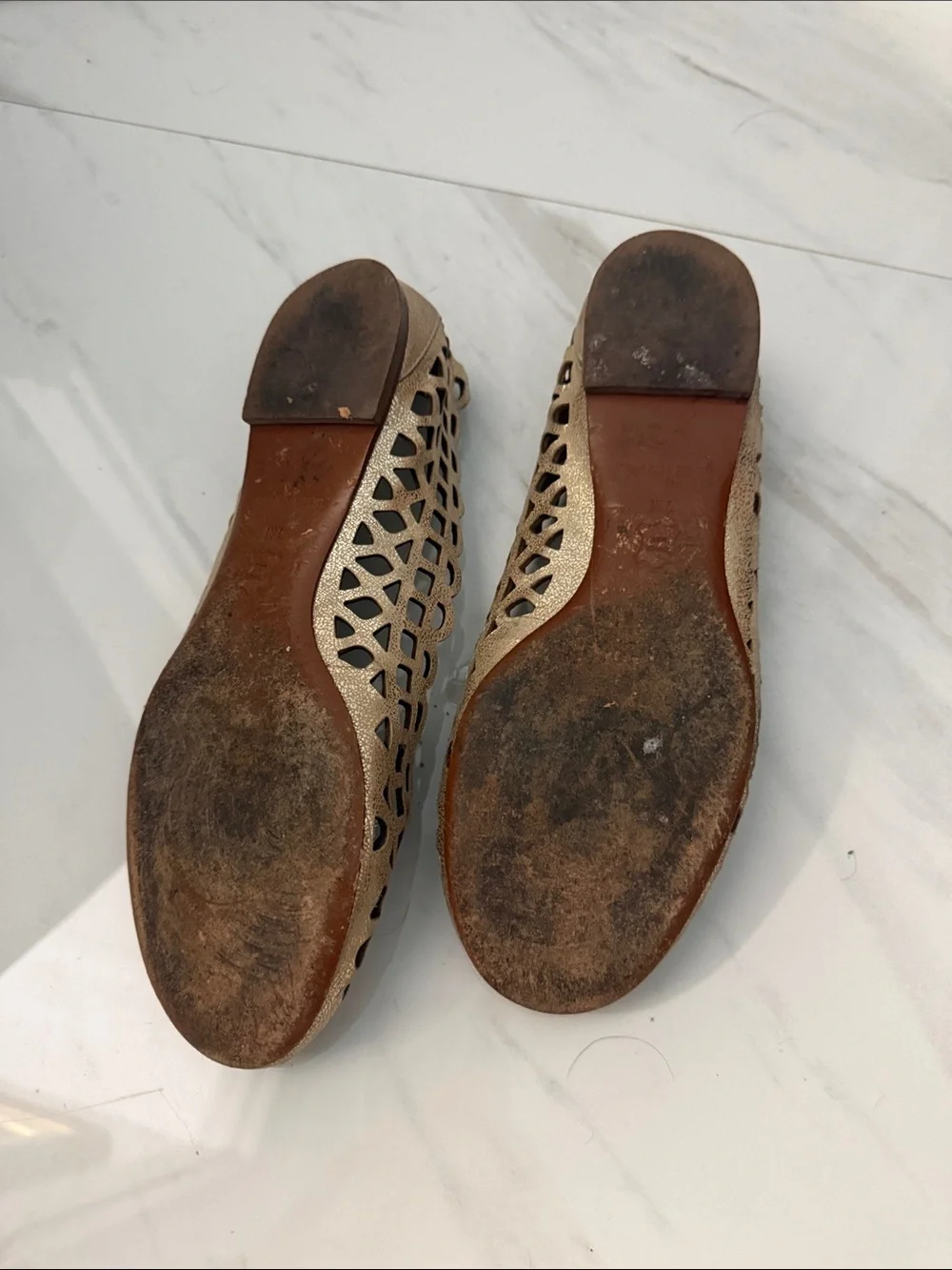 Tory Burch Laser-Cut Logo Ballet Flats - Metallic Taupe