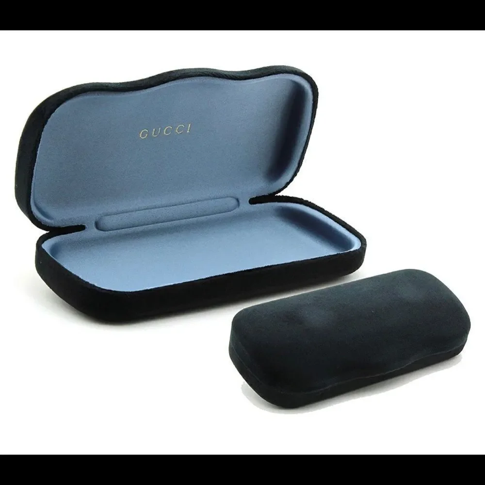 Gucci sunglass valves case & satin dust bag dust c