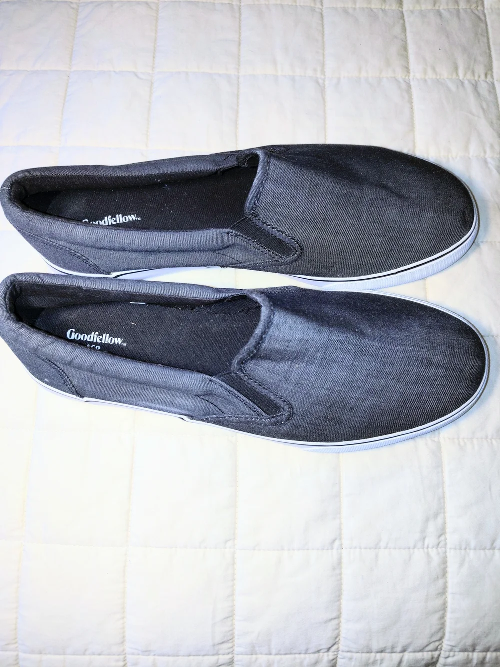 Goodfellow & Co rubber canvas