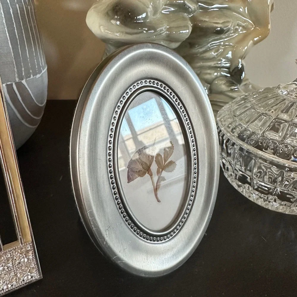 Green Tree Gallery preserved display vintage
