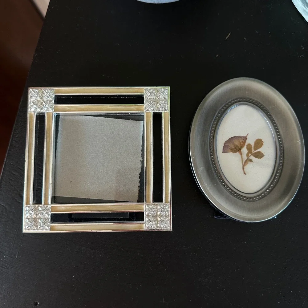Green Tree Gallery options featuring measurements
