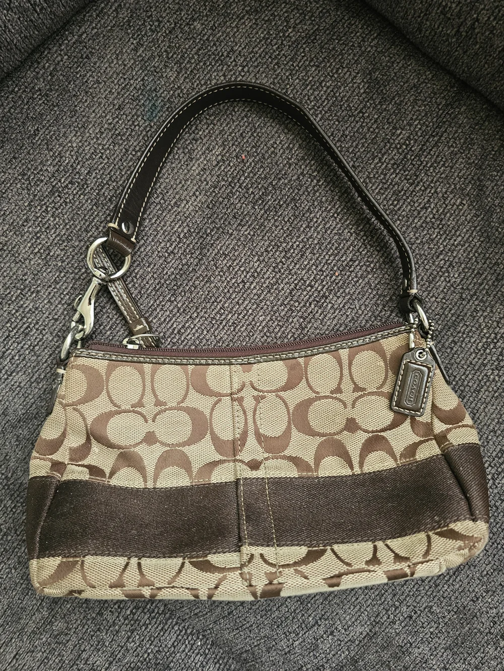 Coach classic shoulder