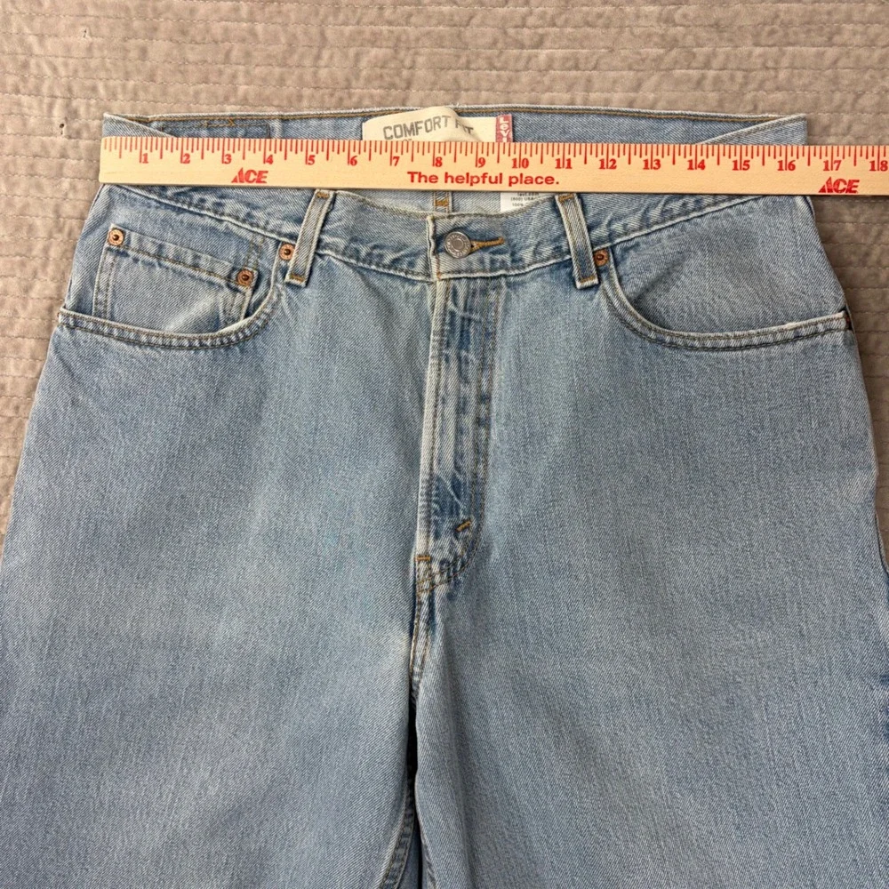 Levis levis 560