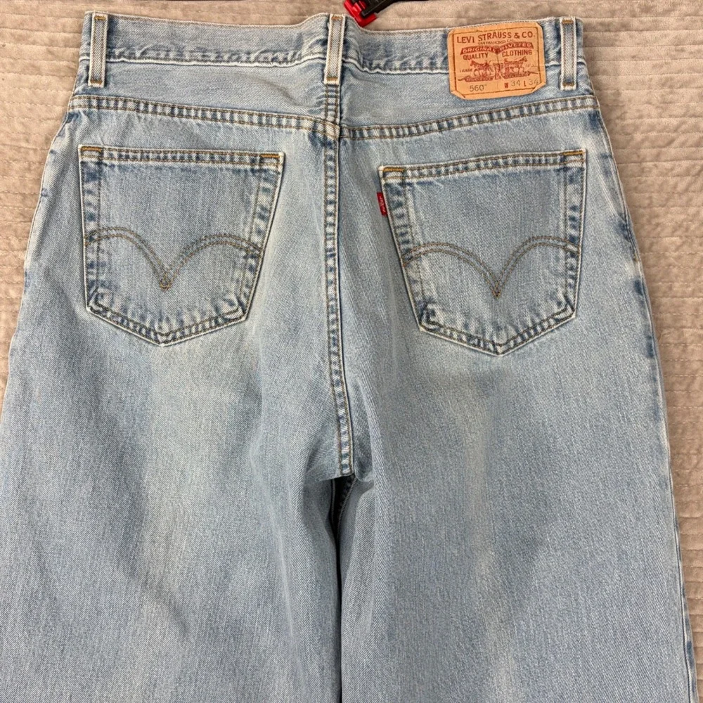 Levis levis 560
