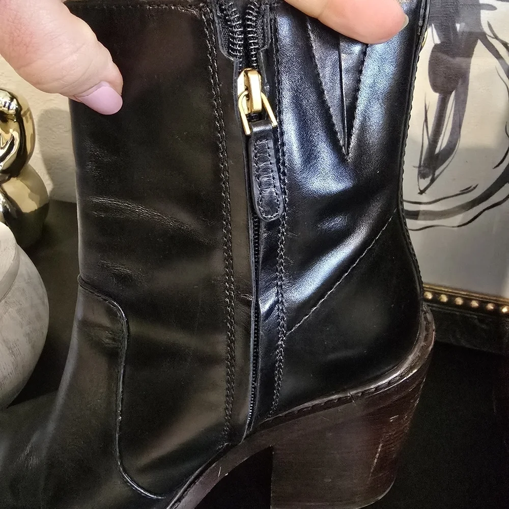 Tory Burch chic black