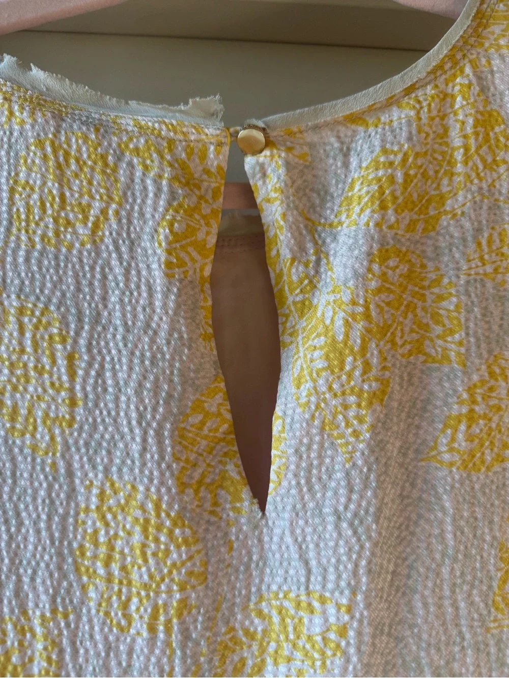 Tory Burch Yellow Printed Textured Puff Sleeve Goldtone Button 100% silk Sz 10