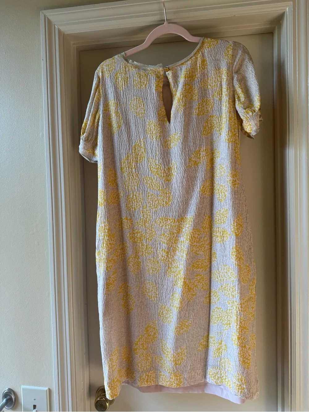 Tory Burch Yellow Printed Textured Puff Sleeve Goldtone Button 100% silk Sz 10