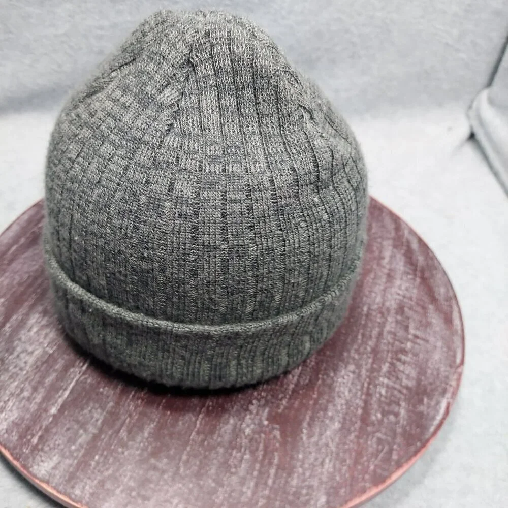 Aussie Island Surf Shop lightweight knit winter