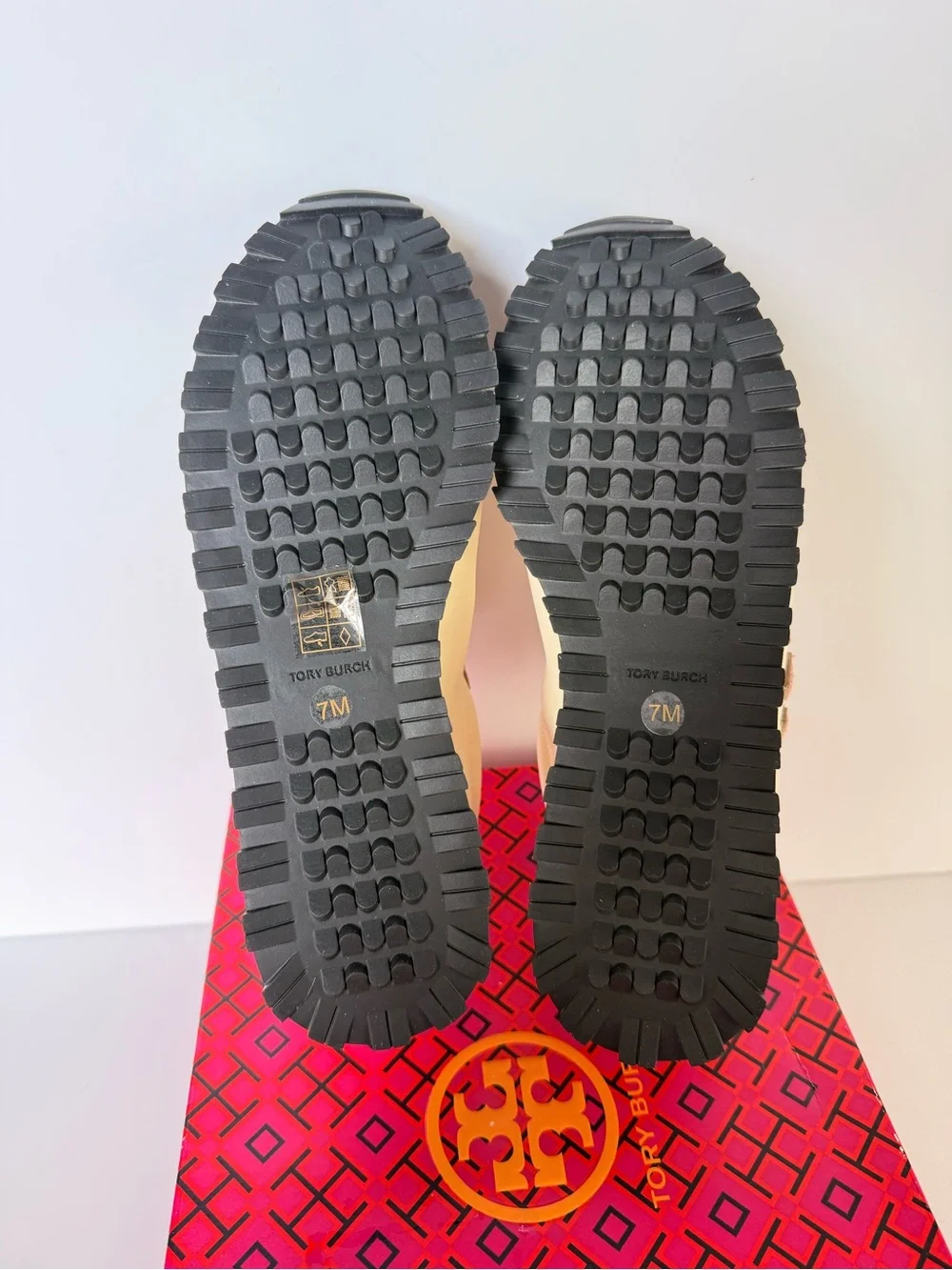 Tory Burch tory burch