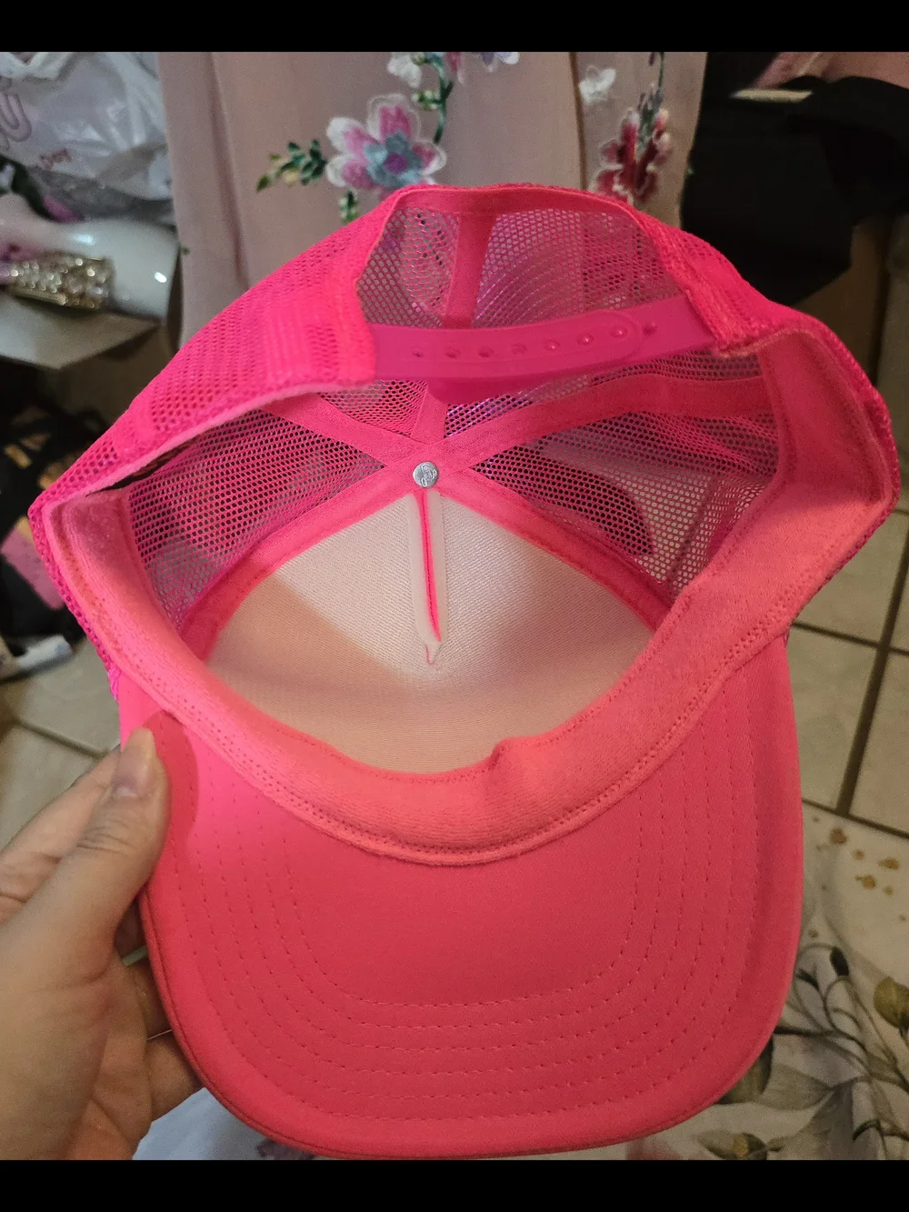 OTTO bright neon
