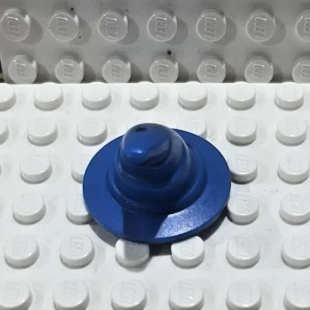 Lego minifigure wizard