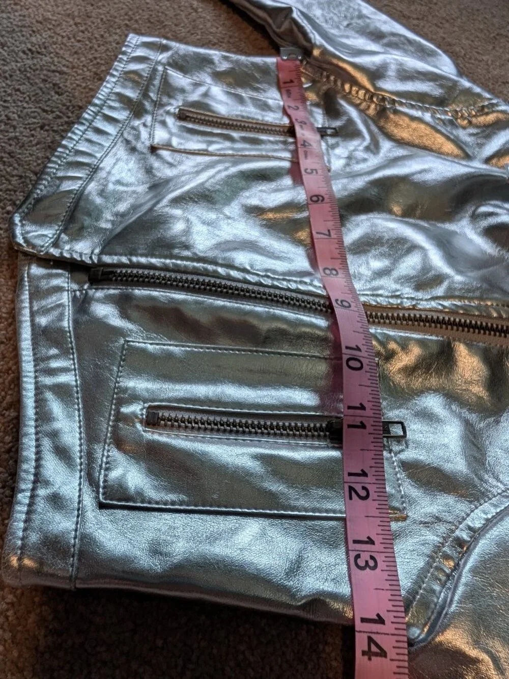 Short silver jacket coat with pockets size 5