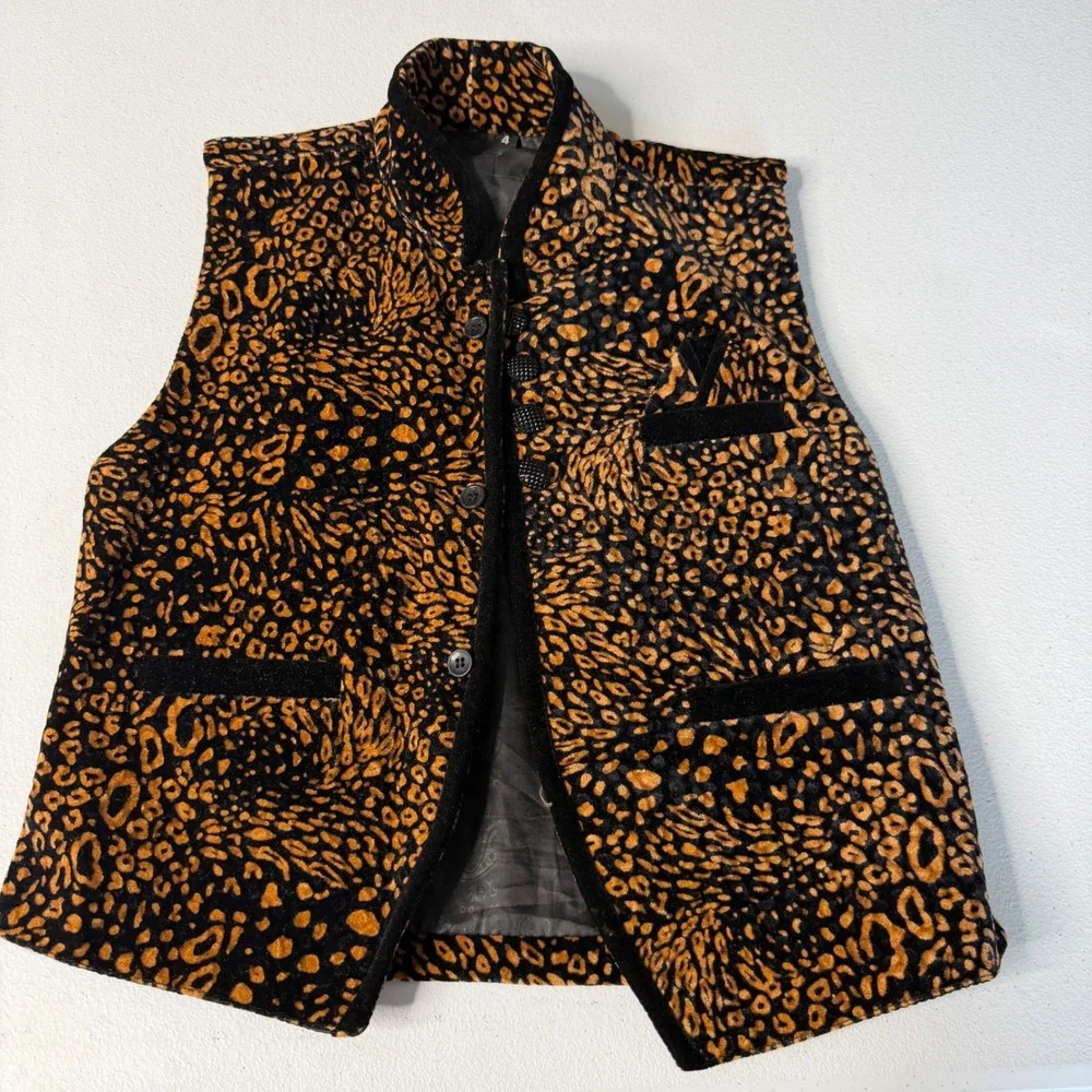 not listed look outfit leopard