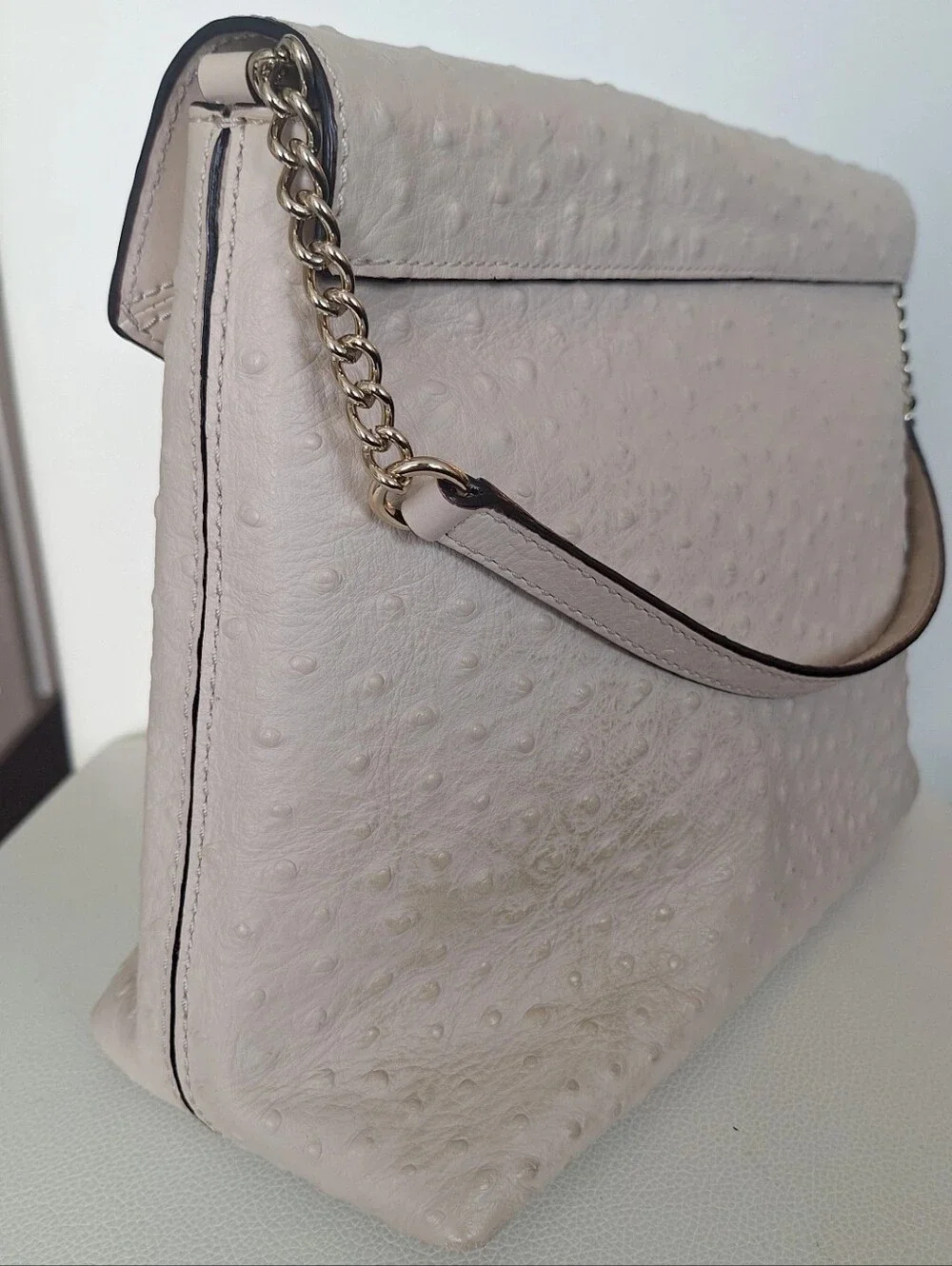 Kate Spade A La Vita Leena Cream Ostrich Embossed Leather Shoulder Bag EUC