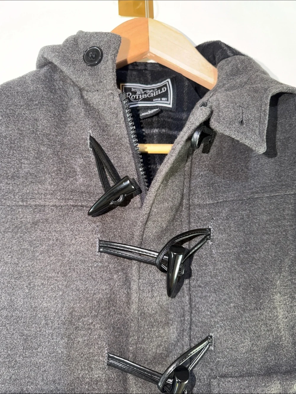 Rothschild easy style closures