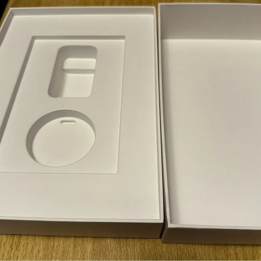 Ipad 9th‎ Generation Apple Silver Tablet EMPTY BOX only for Storage