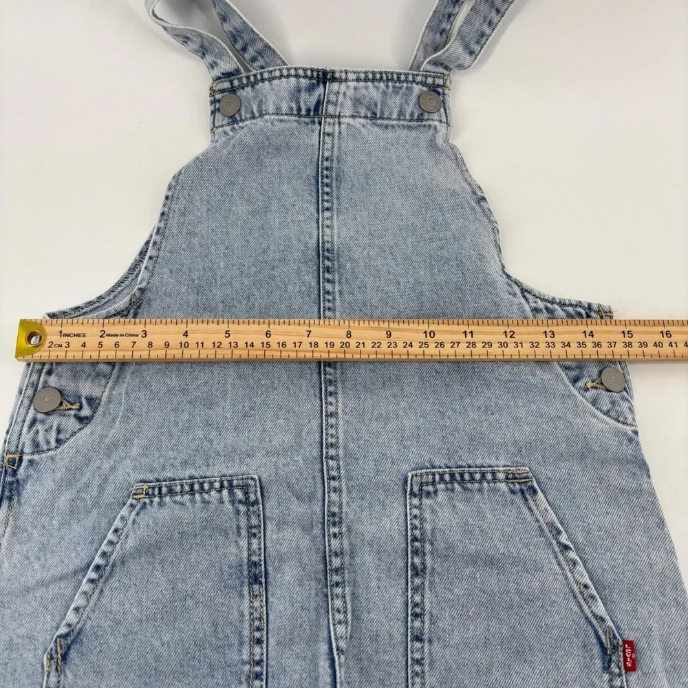 Levis excellent levi