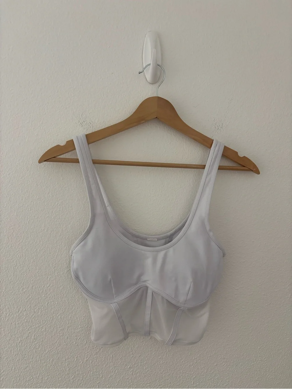 ALO Yoga tank alo
