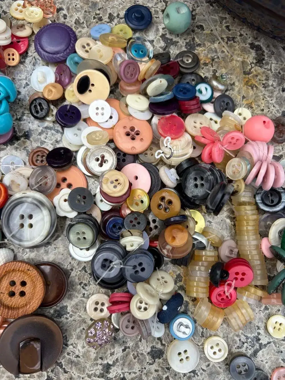 Unbranded fun mix