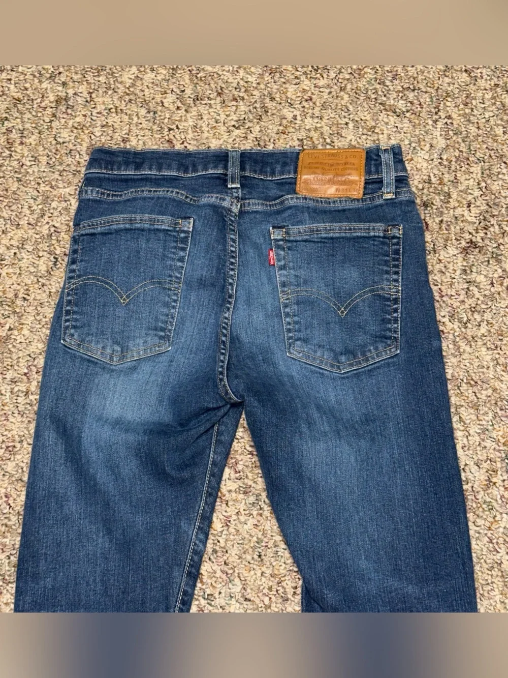 Levi's men's size 31 jeans straight leg