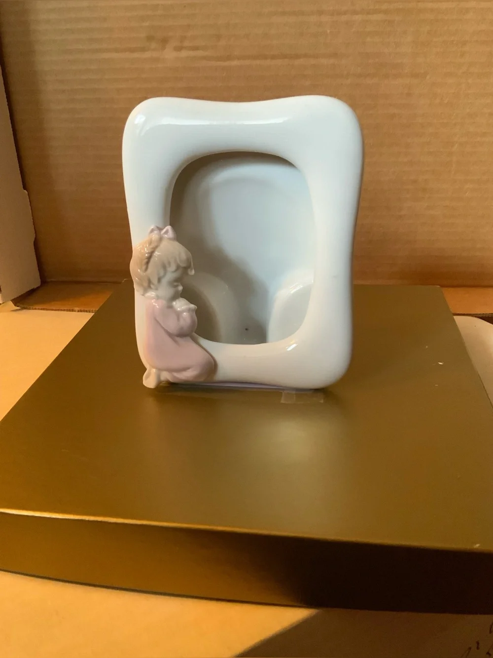 Porcelain Picture Frame with Kneeling Girl Figurine - White & Light Pink