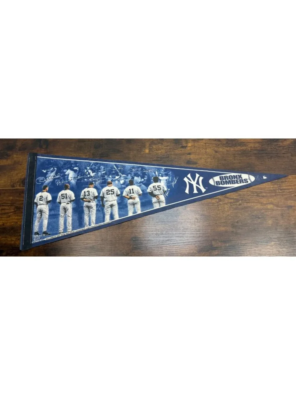 New York Yankees Bronx Bombers Vintage Felt Pennant 2004 MLB 29.5 inches