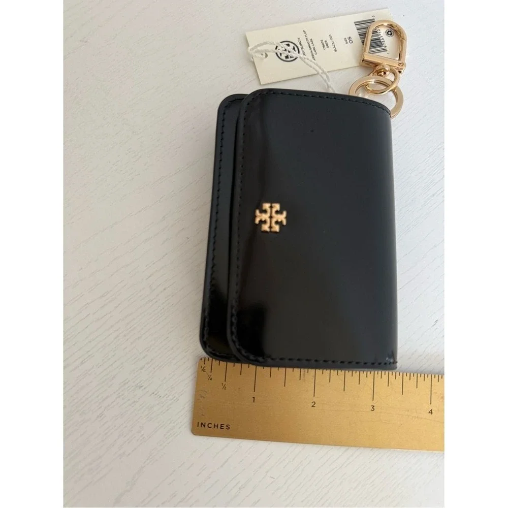 Tory Burch comes shopping