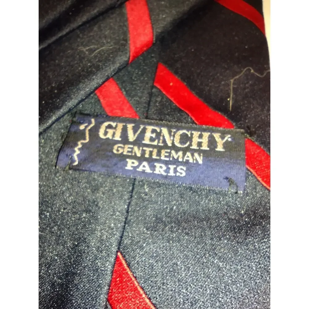 Givenchy excellent pre
