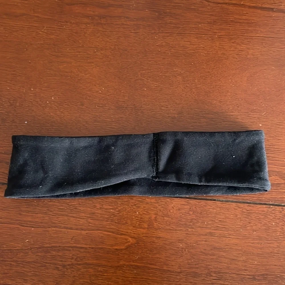 lululemon athletica Black Athletic Head Band
