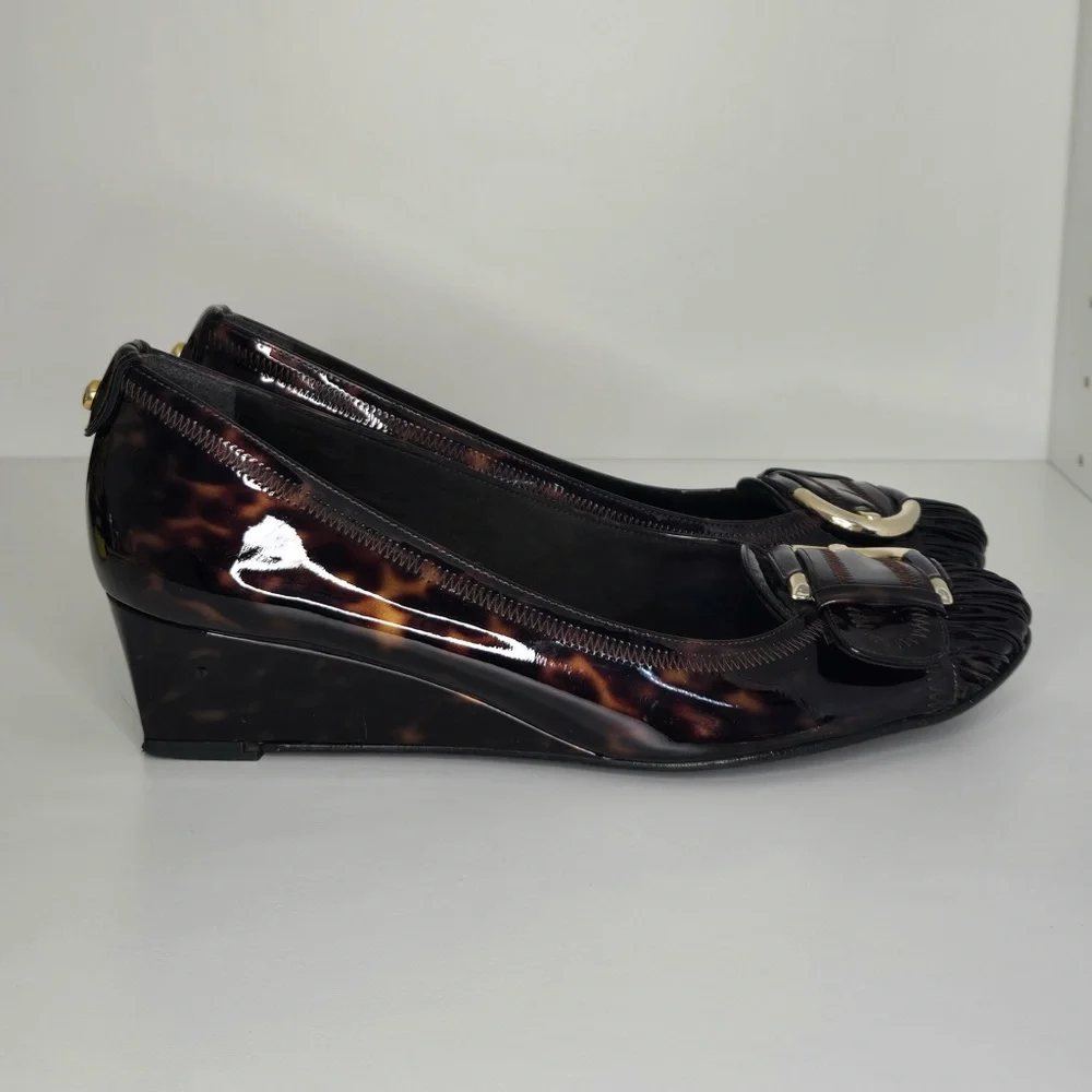 Stuart Weitzman rich remains finish