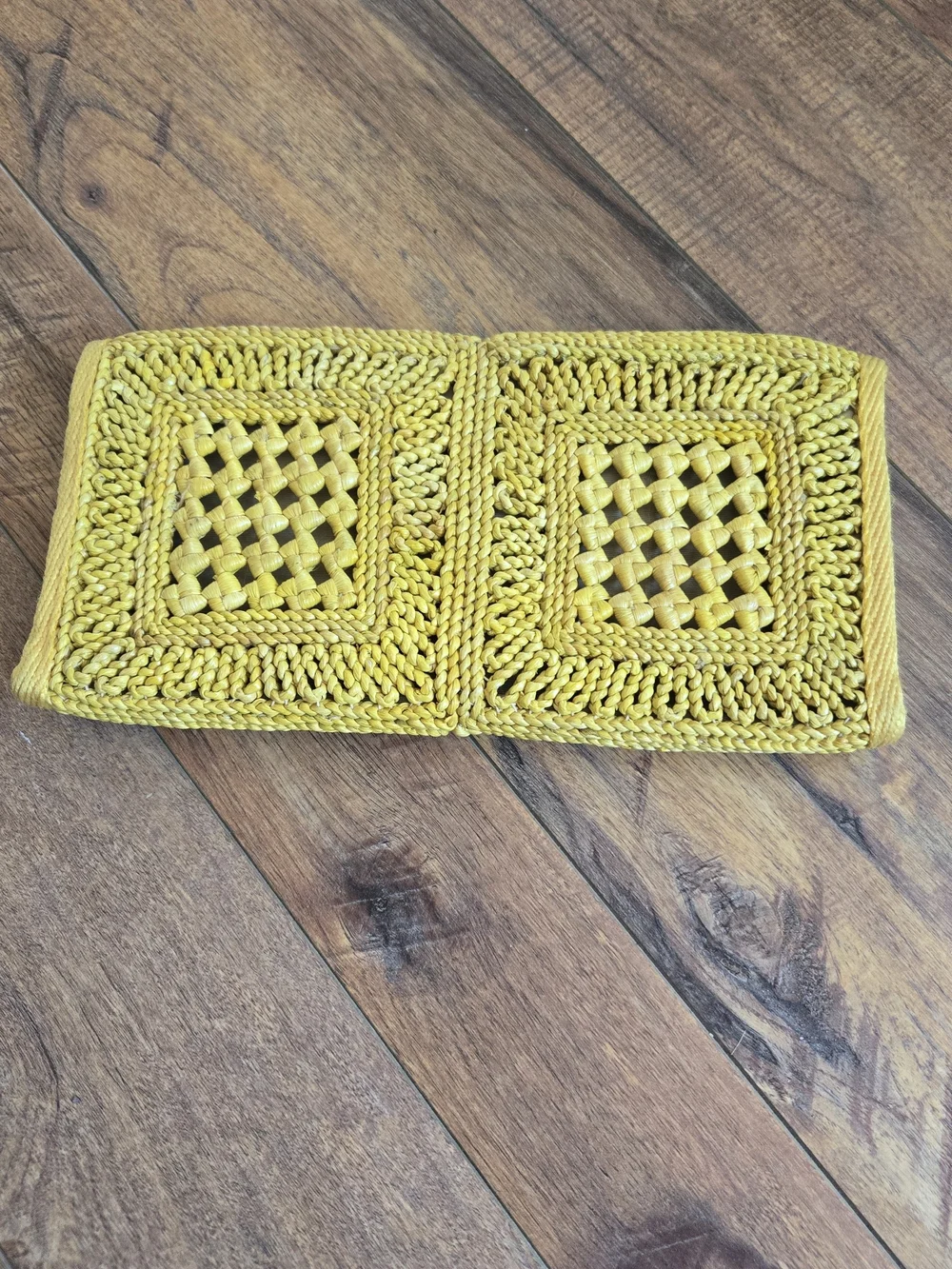 Vintage Yellow Macrame' Woven Raffia Clutch Purse 60-70' The Bon