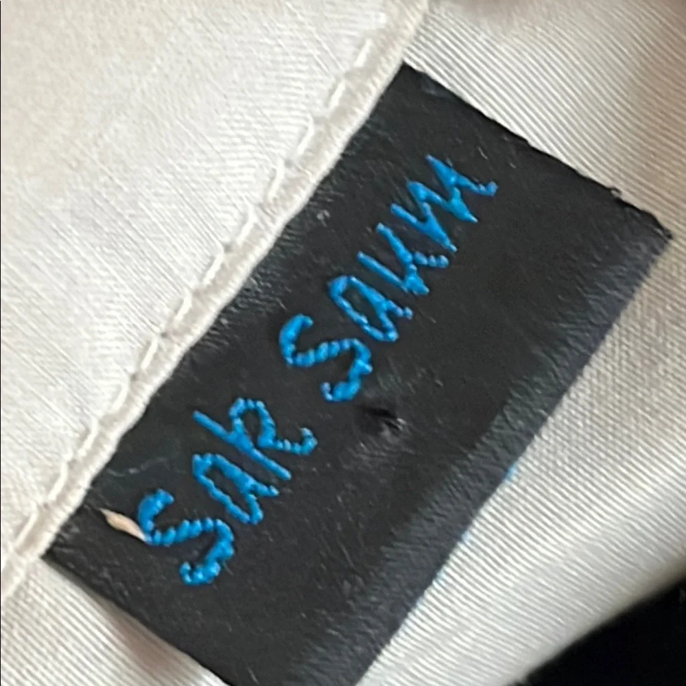 Sak Saum sleek denim