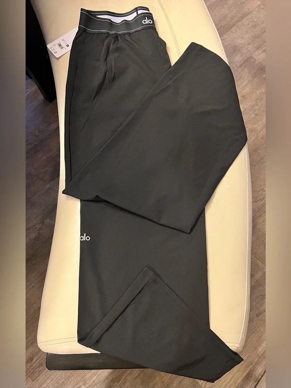 Alo Yoga Wide Leg Trouser | Black | Size Small | NWT