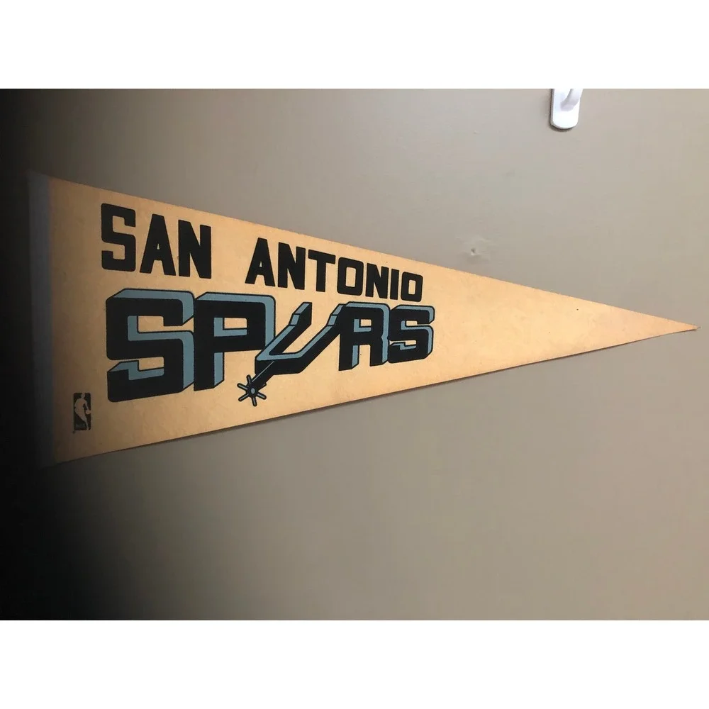 Vintage San Antonio Spurs NBA Felt Pennant 12x30 Cream Black Steel Blue/Gray