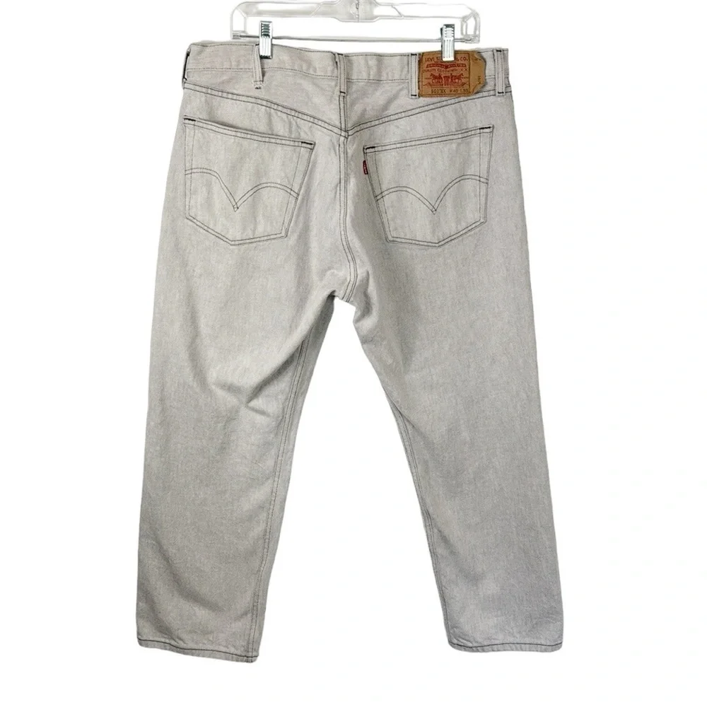 Levis Button Fly 501 Straight Fit Jeans Men's 40/30 Actual 38/28‎ Light Gray