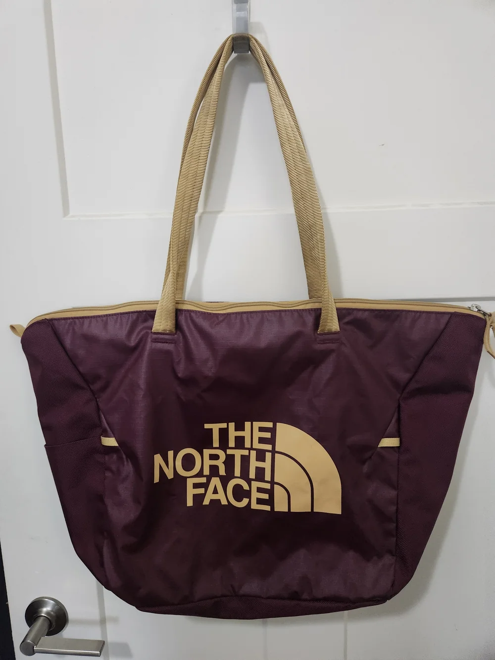 The North Face Stratoliner  Tote Bag