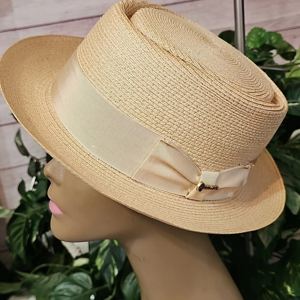 Elegant Cream Straw Hat for Women