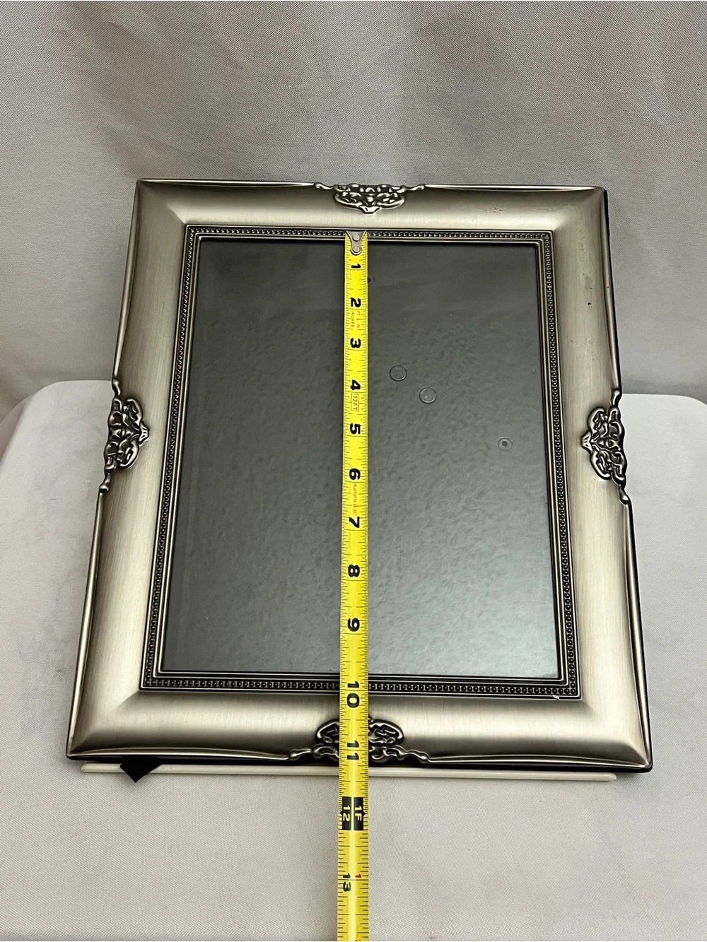 Vintage Silver Tone Ornate 8x10 Picture Frame Tabletop Wall Hanging Metal Look
