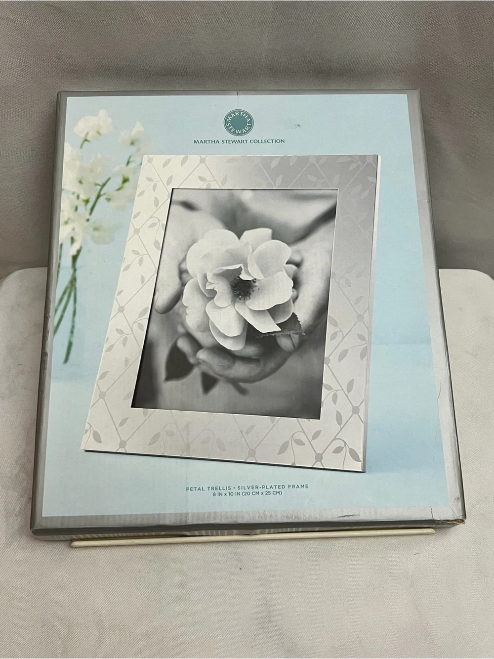Martha Stewart Collection Petal Trellis Silver Plated 8x10 Picture Frame Floral