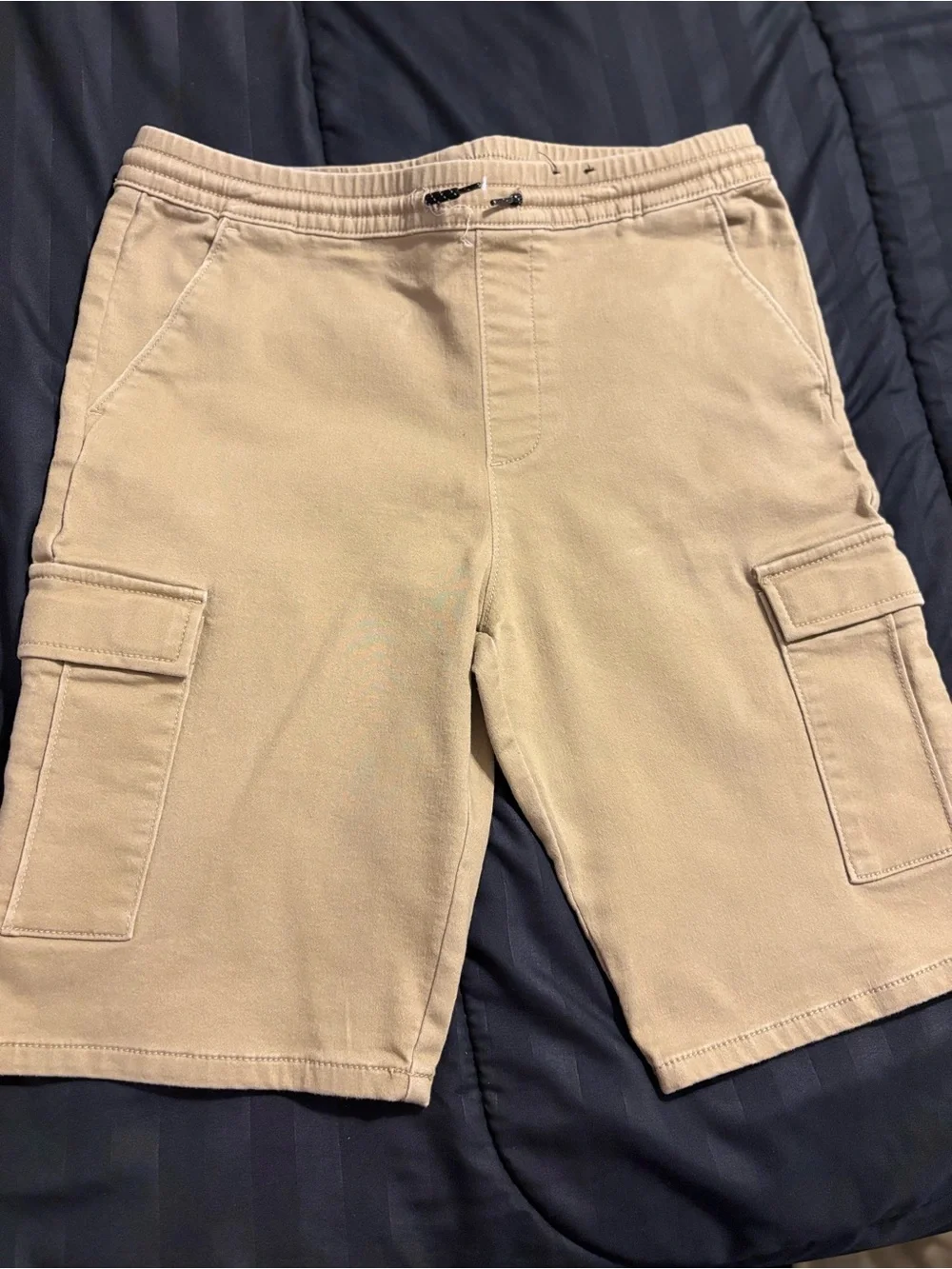 Kids Cargo Sweatshorts in Khaki