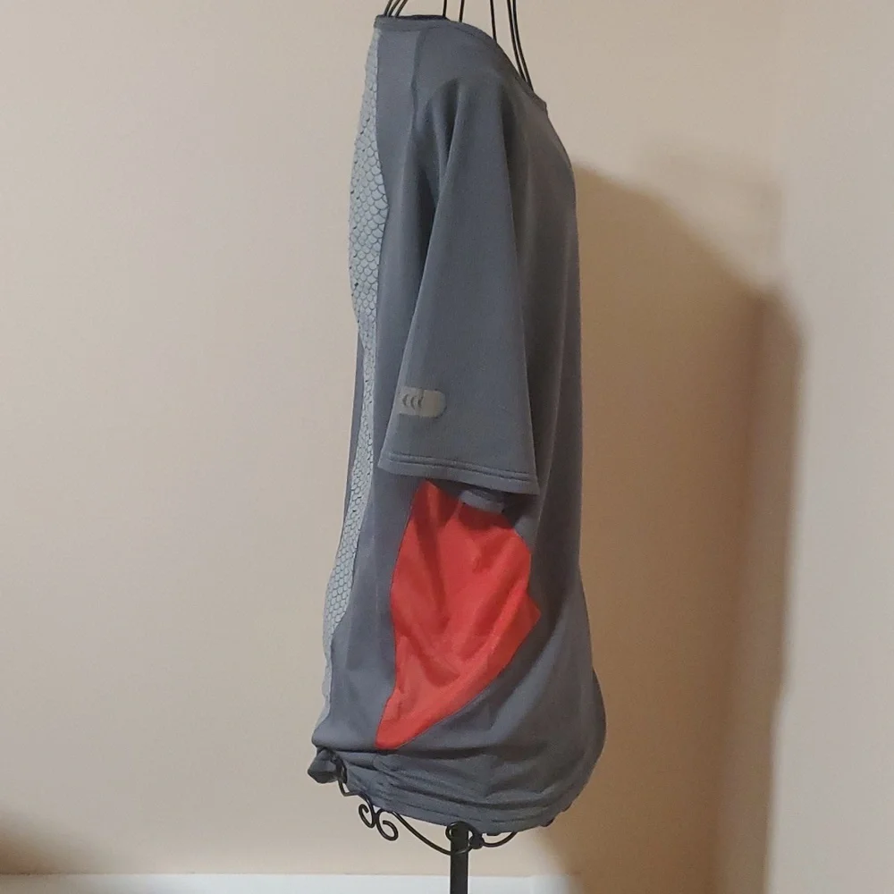 Nike Sphere React gray shirt size L