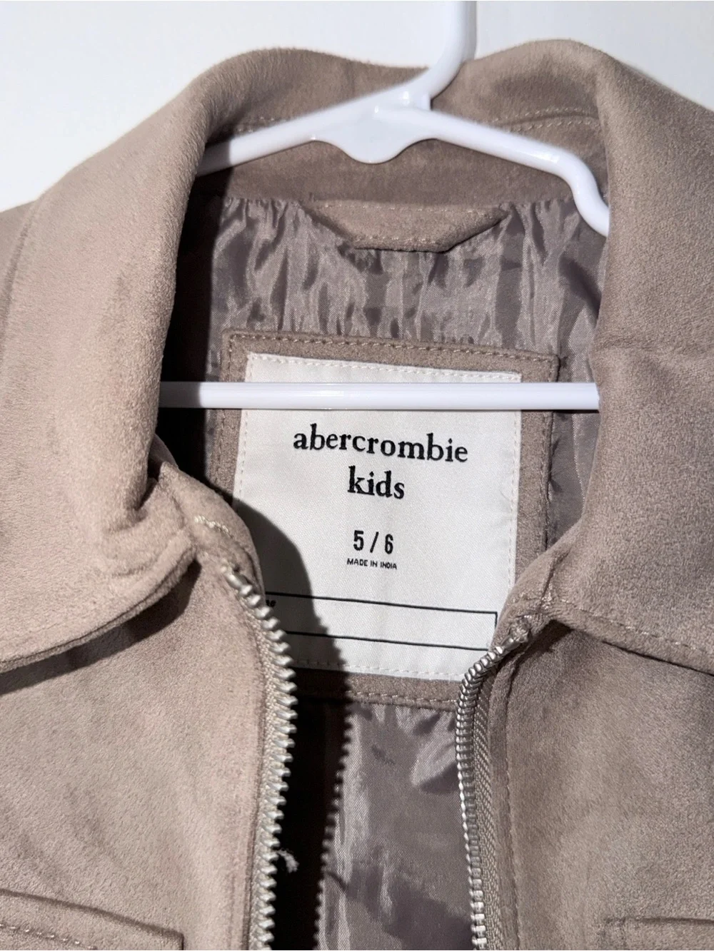 abercrombie kids look flap chest