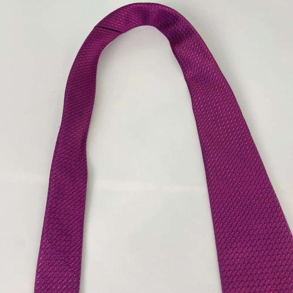 Robert Talbott Best of Class Necktie Magenta Purple Woven Silk Tie Formal Bright