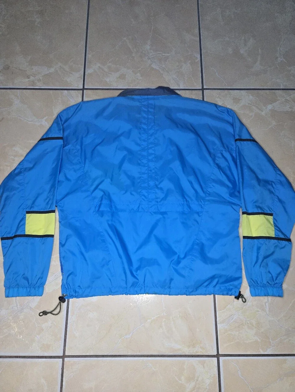 Vintahe Nike Blue Windbreaker with Lime Accents