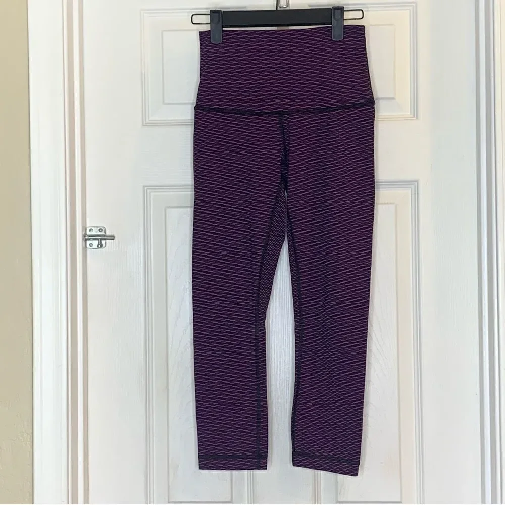 Lululemon Wunder Under Crop (Hi-Rise) (Luxtreme) Score Jacquard Black Polar Pink