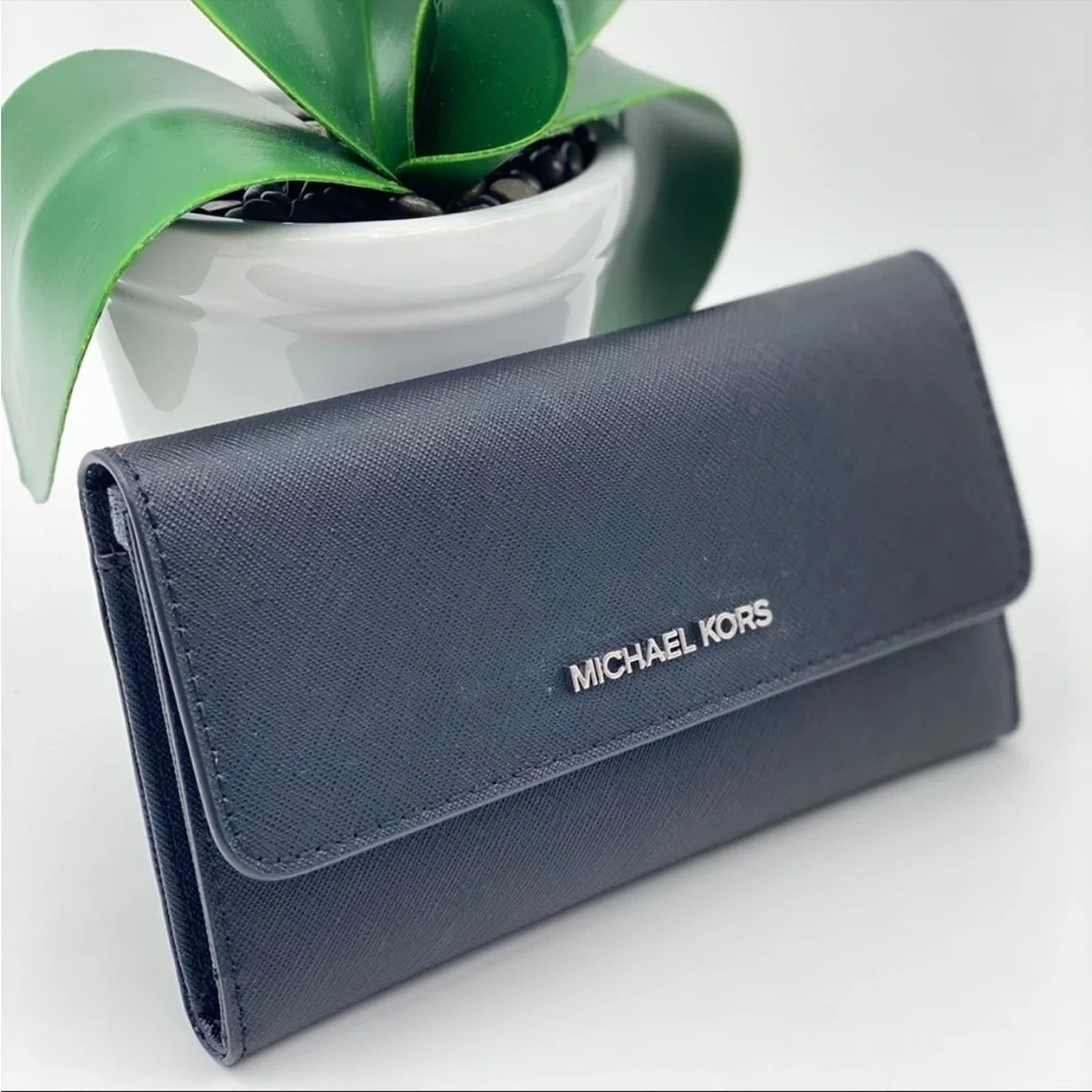 Michael Kors Trifold Wallet Black Silver
